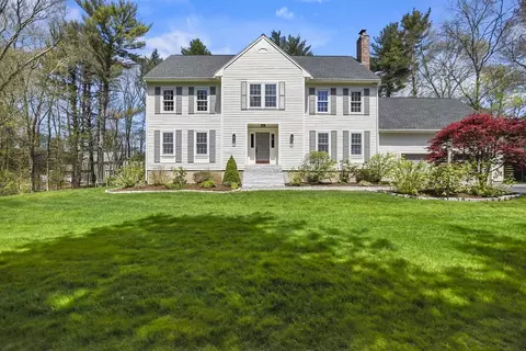 42 Old Cart Way, North Andover, MA 01845