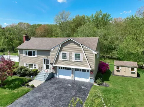 13 Doyle Cir, Framingham, MA 01701 photo 4
