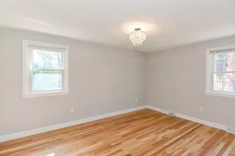 13 Doyle Cir, Framingham, MA 01701 photo 17