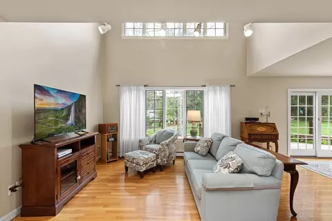 54 Roosevelt Rd, Barnstable, MA 02635 photo 6