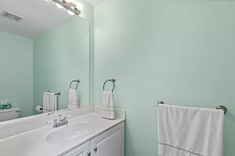 54 Roosevelt Rd, Barnstable, MA 02635 photo 4