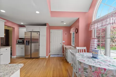 54 Roosevelt Rd, Barnstable, MA 02635 photo 11