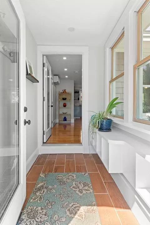 17 Amherst Rd, Beverly, MA 01915 photo 12