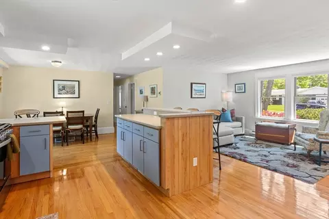 17 Amherst Rd, Beverly, MA 01915 photo 7