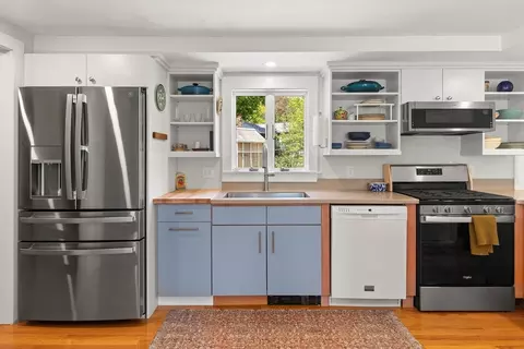 17 Amherst Rd, Beverly, MA 01915 photo 6