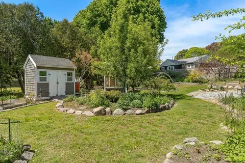 17 Amherst Rd, Beverly, MA 01915 photo 28