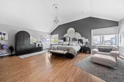 Bedroom - 166 Samoset Ave, Hull, MA 02045 photo 1 of 4