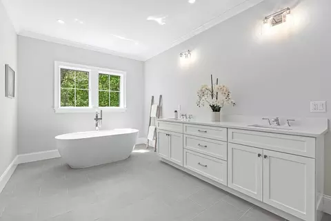Bath - 64 High Rock St, Needham, MA 02492 photo 2 of 4
