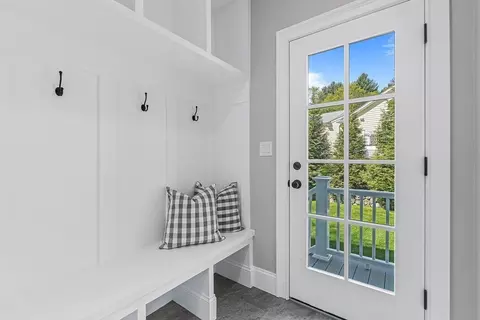 Entry Way - 64 High Rock St, Needham, MA 02492 photo 4 of 6