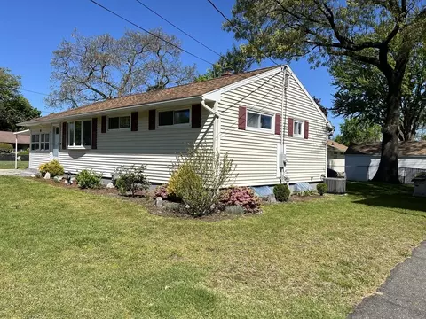 Exterior - 18 Shirley Rd, Springfield, MA 01109 photo 5 of 6
