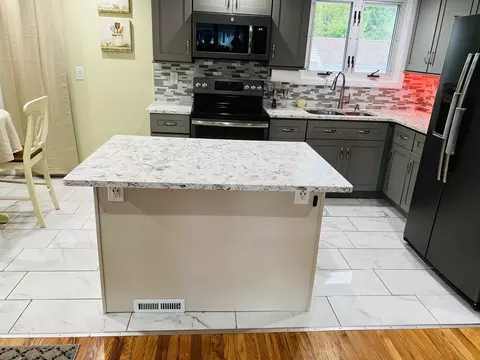 Kitchen - 18 Shirley Rd, Springfield, MA 01109 photo 4 of 7