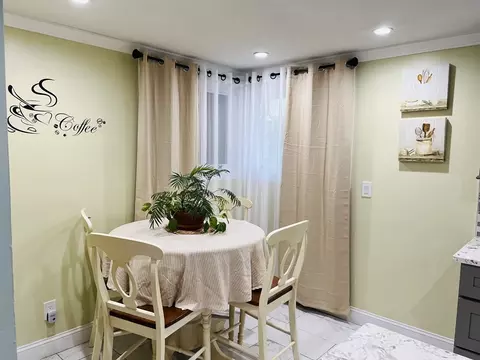 Dining - 18 Shirley Rd, Springfield, MA 01109 photo 1 of 1