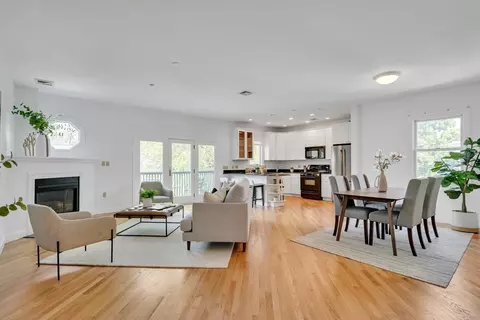 41 Jay St #D, Cambridge, MA 02139