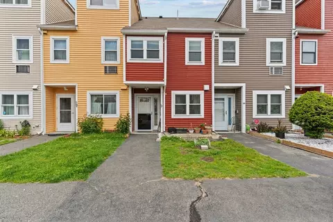 58 Marshall St #A, Somerville, MA 02145