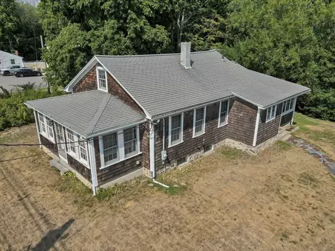 8 Washington, Easton, MA 02356