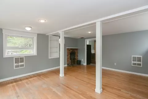 Living - 71 Walnut Rd, Wrentham, MA 02093 photo 4 of 6