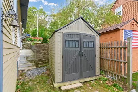 Exterior - 71 Walnut Rd, Wrentham, MA 02093 photo 12 of 12