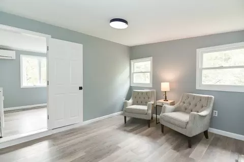 Living - 71 Walnut Rd, Wrentham, MA 02093 photo 1 of 6