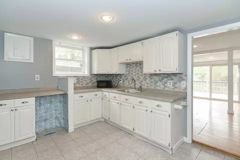 Kitchen - 71 Walnut Rd, Wrentham, MA 02093 photo 2 of 3