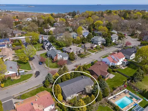 11 Alden Rd, Swampscott, MA 01907