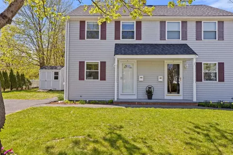 4 Nutty Hill Rd #4, Hingham, MA 02043 photo 2