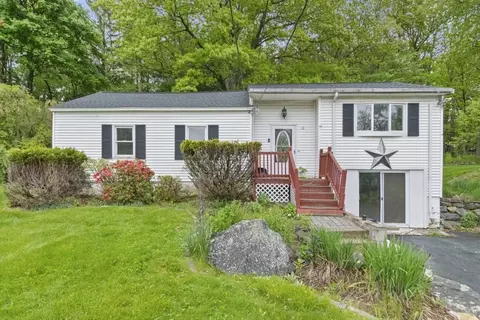 10 Marcius Rd, Worcester, MA 01607