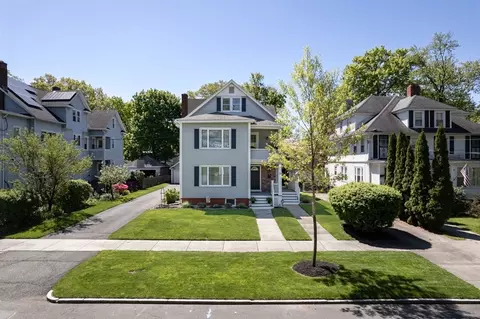 51-53 Olmsted Dr, Springfield, MA 01108
