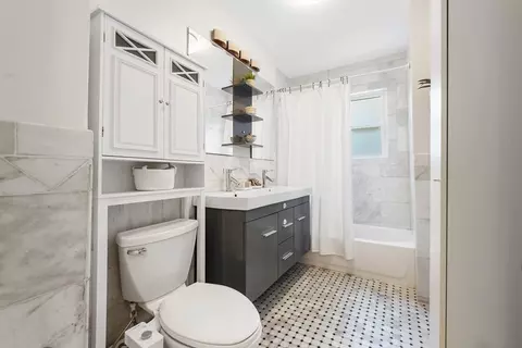 Bath - 24 Jackson Rd #2, Somerville, MA 02145 photo 1 of 3