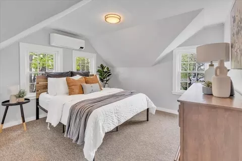 Bedroom - 6 Everett Ave, Wareham, MA 02571 photo 1 of 4