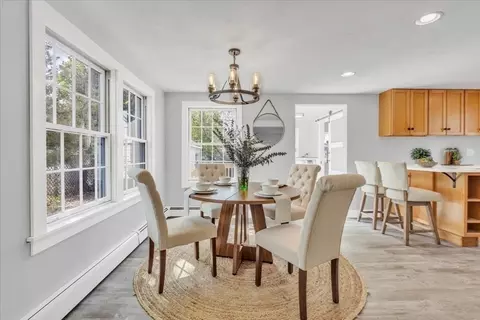 Dining - 6 Everett Ave, Wareham, MA 02571 photo 1 of 2