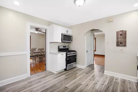 1007 Allen St, Springfield, MA 01118 photo 13