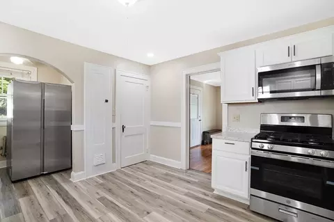 1007 Allen St, Springfield, MA 01118 photo 14