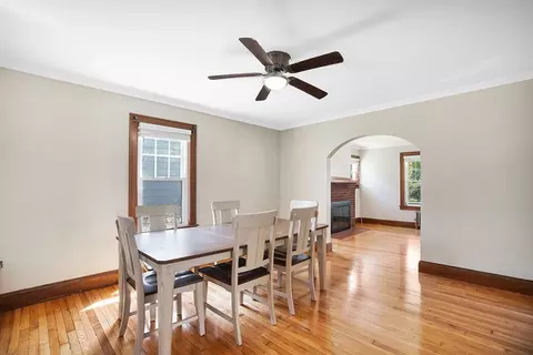 1007 Allen St, Springfield, MA 01118 photo 10