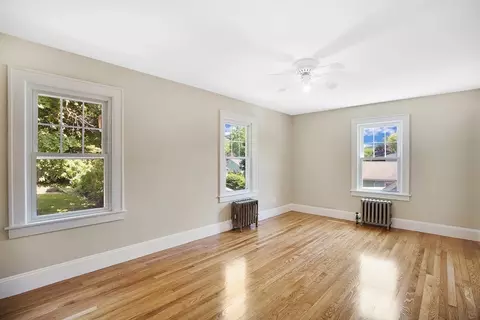 1007 Allen St, Springfield, MA 01118 photo 19