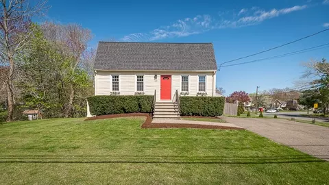 114 Hull St, Beverly, MA 01915 photo 29