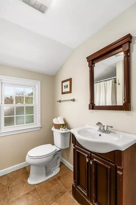 114 Hull St, Beverly, MA 01915 photo 19