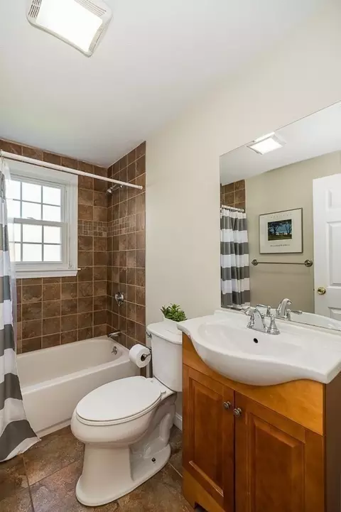 114 Hull St, Beverly, MA 01915 photo 15