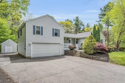 94 Boston St, Middleton, MA 01949