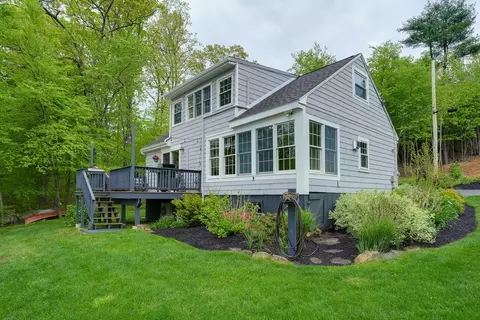 53 Red Spring Rd, Marlborough, MA 01752