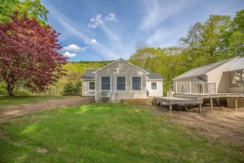 151 N Main St, Sandisfield, MA 01255