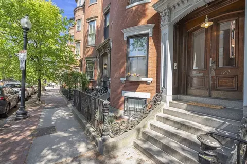 322 Shawmut Ave #1, Boston, MA 02118