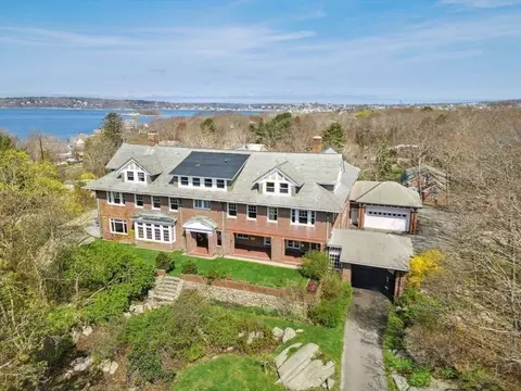 12 Edgemoor Rd, Gloucester, MA 01930 photo 10