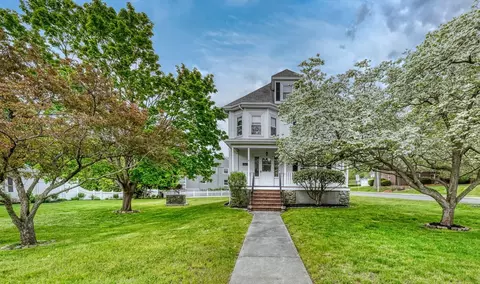 441 Upham St, Melrose, MA 02176