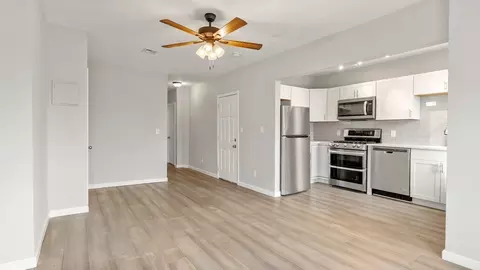 Living - 7 Everett Ave #3, Boston, MA 02125 photo 1 of 3