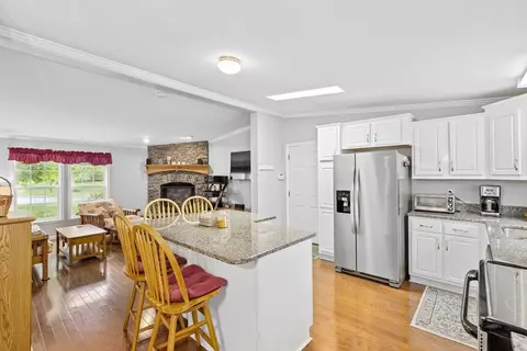 2101 Green St, Middleboro, MA 02346