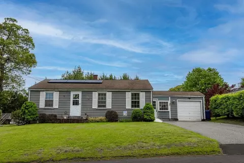 121 Lincoln St, West Springfield, MA 01089