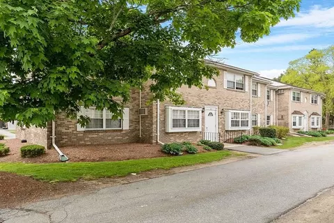 70 Washington Park Dr # A, Andover, MA 01810
