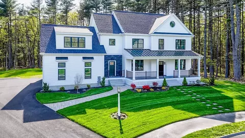 7 Diane Ln, Westford, MA 01886