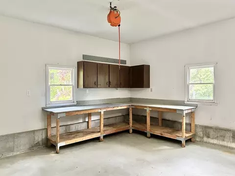 8 Kimberly Ln, Easthampton, MA 01027 photo 29