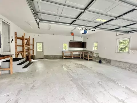 8 Kimberly Ln, Easthampton, MA 01027 photo 28